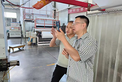 深圳市九马贸易有限公司特聘技术顾问,中国塑料加工工业协会，北京工商大学轻工业塑研所， 万青 高级工程师